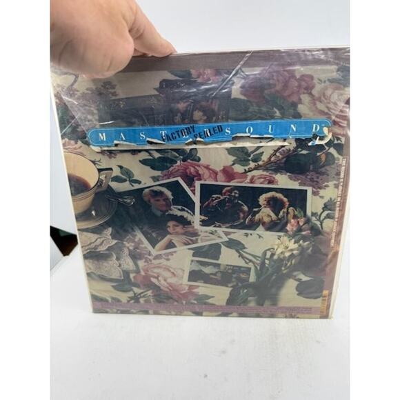 Barbra Streisand - Memories 1981 Vinyl Album Record - Picture 3 of 7